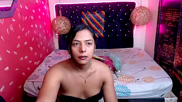 Snapshot of EmilyTsSweet chatting on 02-10-25, 02:48 EmilyTsSweet online show from 02-10-25, 02:48
