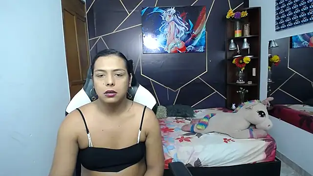 Snapshot of EmilyTsSweet chatting on 09-29-25, 02:00 EmilyTsSweet online show from 09-29-25, 02:00