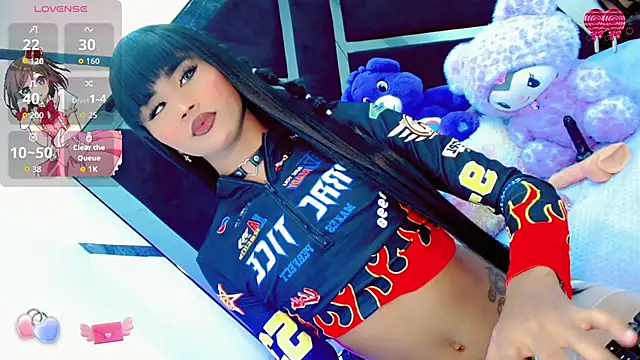 Snapshot of AlahiaDabion chatting on 10-05-25, 02:37 AlahiaDabion online show from 10-05-25, 02:37