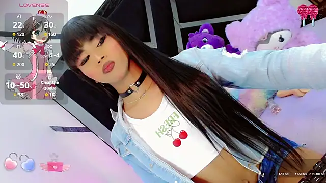 Snapshot of AlahiaDabion chatting on 10-21-25, 04:46 AlahiaDabion online show from 10-21-25, 04:46