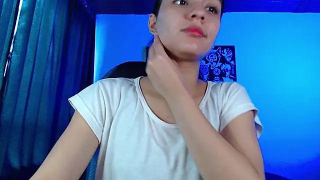 Snapshot of Ariel_Zeo1 chatting on 02-08-25, 08:53 Ariel Zeo1 online show from 02-08-25, 08:53