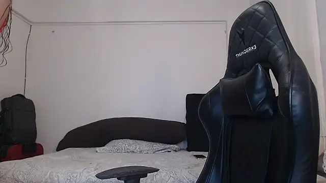 Snapshot of ssavanna chatting on 12-14-24, 09:13 ssavanna online show from 12-14-24, 09:13