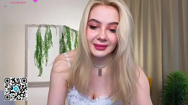 oliviabr0wn0 online show from 02-16-26, 02:18