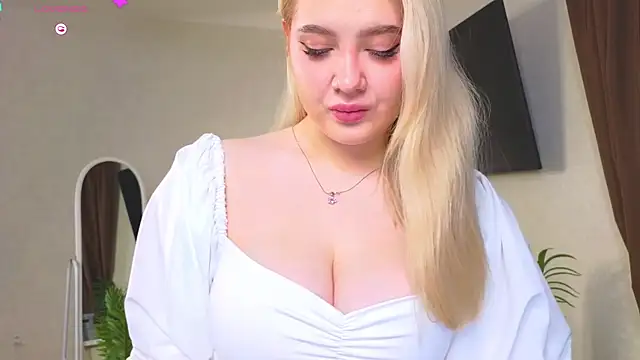 oliviabr0wn0 online show from 04-05-26, 02:09