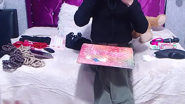 AyshaScott online show from 03-21-26, 02:27