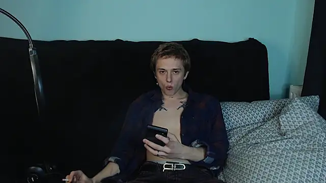 Snapshot of axxxturel chatting on 12-02-24, 04:31 axxxturel online show from 12-02-24, 04:31