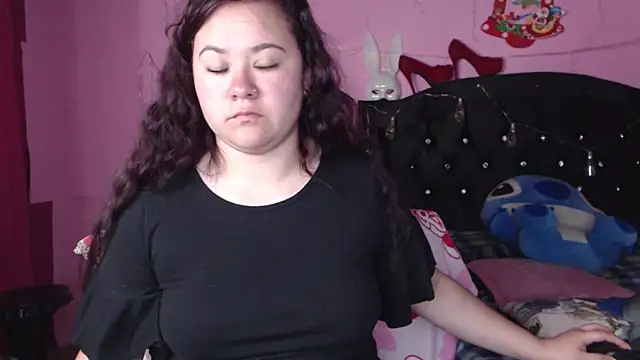 NikkiRous  online show from 03-17-25, 03:40