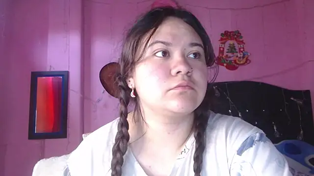 NikkiRous  online show from 09-27-25, 12:43