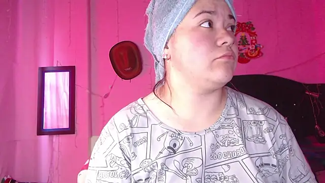 NikkiRous  online show from 01-12-26, 02:44