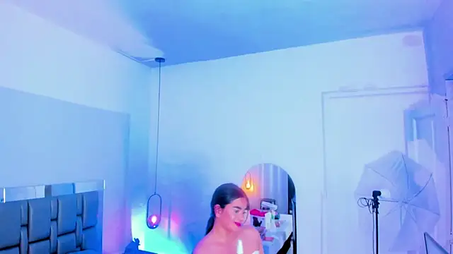 Emily Gil1 online show from 02-21-25, 01:22