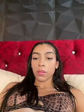 Ema azel online show from 12-31-24, 02:36