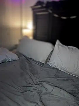 Snapshot of BrattyBae_xo chatting on 11-03-25, 06:42 BrattyBae xo online show from 11-03-25, 06:42