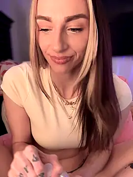 Snapshot of BrattyBae_xo chatting on 11-13-25, 09:47 BrattyBae xo online show from 11-13-25, 09:47