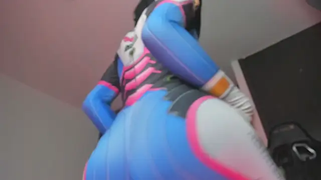 evaevanscute online show from 02-25-25, 02:22