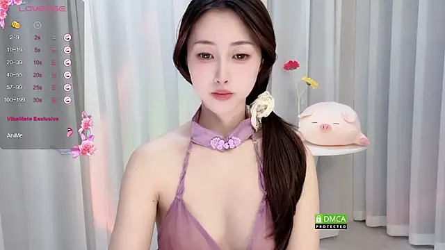 Snapshot of Lan-mei chatting on 12-06-24, 12:49 Lan-mei online show from 12-06-24, 12:49