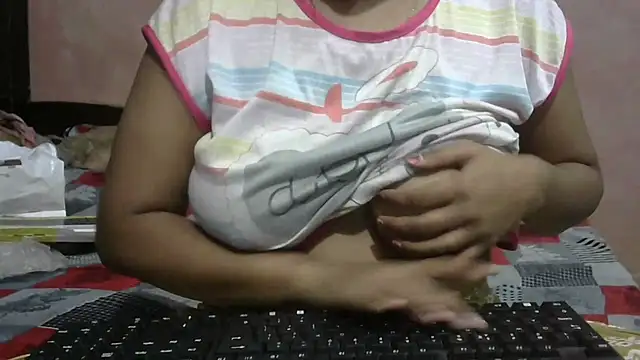 Im Cute online show from 10-25-25, 07:30