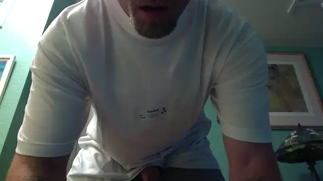 Snapshot of BIGWHITECOCKDOC36 chatting on 10-01-25, 11:33 BIGWHITECOCKDOC36 online show from 10-01-25, 11:33