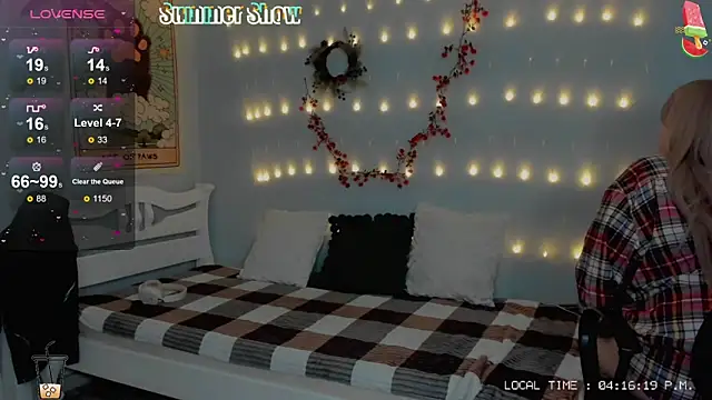 Snapshot of Crystal_Chris chatting on 01-11-25, 09:57 Crystal Chris online show from 01-11-25, 09:57