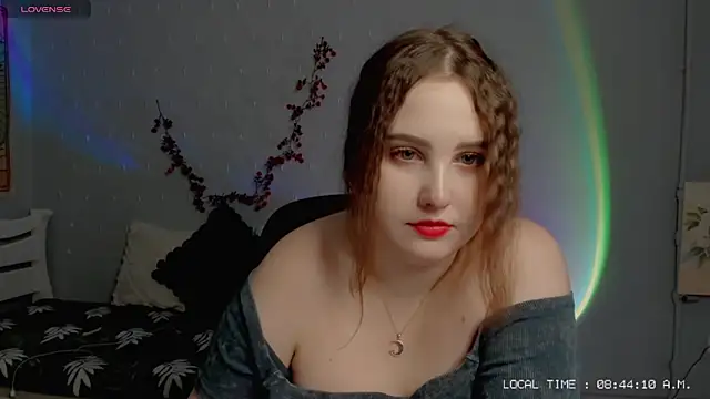 Snapshot of Crystal_Chris chatting on 02-08-25, 06:43 Crystal Chris online show from 02-08-25, 06:43