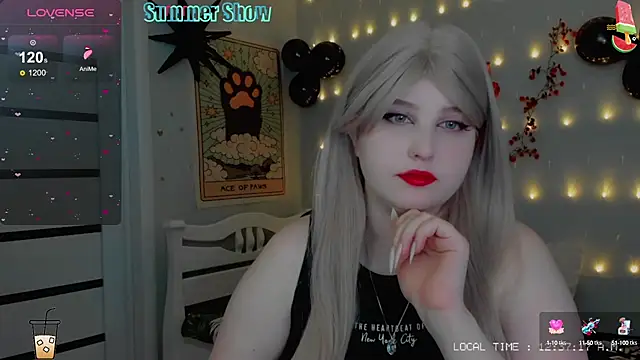 Snapshot of Crystal_Chris chatting on 02-14-25, 10:36 Crystal Chris online show from 02-14-25, 10:36