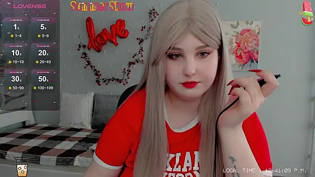 Snapshot of Crystal_Chris chatting on 03-11-25, 10:40 Crystal Chris online show from 03-11-25, 10:40