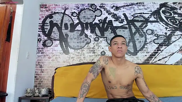 its me miley online show from 01-17-25, 01:35