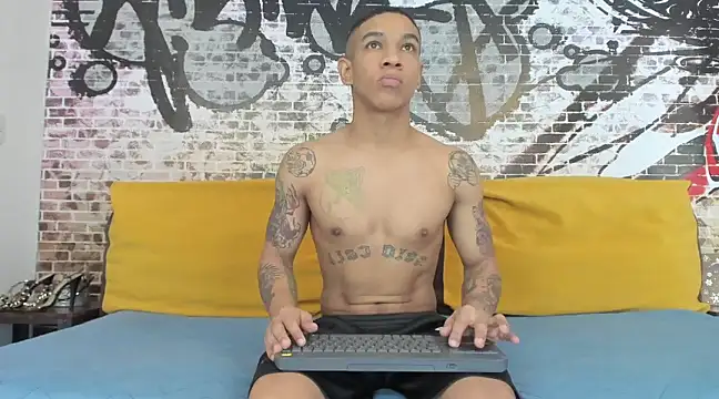 its me miley online show from 02-13-25, 01:26