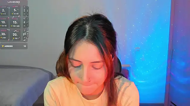 annie mora online show from 09-24-25, 02:48