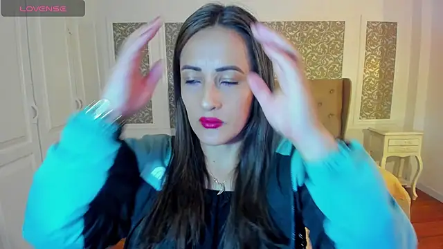 Snapshot of KimWessel_ chatting on 12-02-24, 07:38 KimWessel online show from 12-02-24, 07:38
