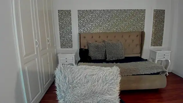 Snapshot of KimWessel_ chatting on 02-05-25, 08:04 KimWessel online show from 02-05-25, 08:04