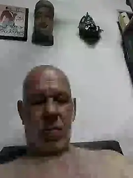 Snapshot of FabiQuilmes chatting on 01-15-25, 02:06 FabiQuilmes online show from 01-15-25, 02:06