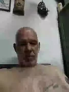 Snapshot of FabiQuilmes chatting on 01-25-25, 12:05 FabiQuilmes online show from 01-25-25, 12:05