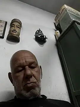 Snapshot of FabiQuilmes chatting on 03-15-25, 01:30 FabiQuilmes online show from 03-15-25, 01:30