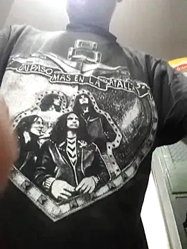 Snapshot of FabiQuilmes chatting on 12-20-25, 05:31 FabiQuilmes online show from 12-20-25, 05:31