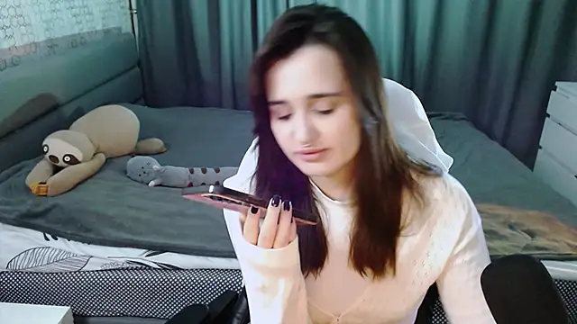 KiraYammy online show from 03-17-25, 09:45