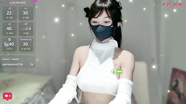 Snapshot of Duduludululu chatting on 10-24-25, 10:44 Duduludululu online show from 10-24-25, 10:44