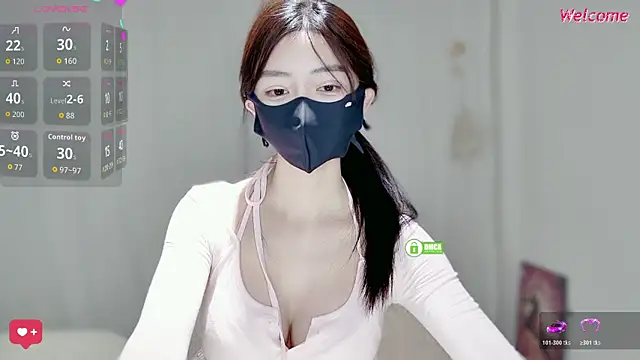 Snapshot of Duduludululu chatting on 12-18-25, 06:08 Duduludululu online show from 12-18-25, 06:08