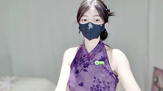 Snapshot of Duduludululu chatting on 12-22-25, 05:26 Duduludululu online show from 12-22-25, 05:26