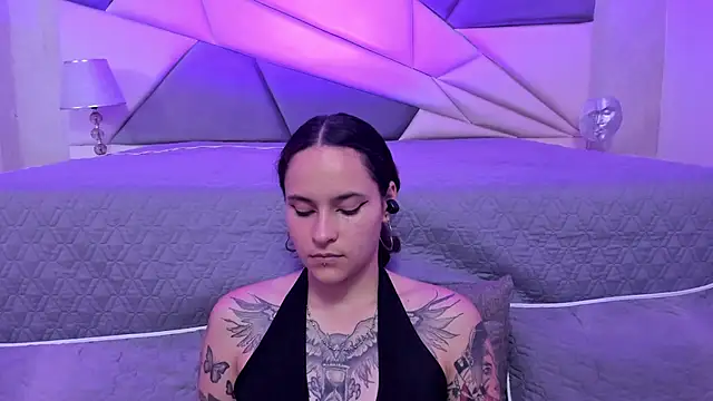 AnnyThompson  online show from 01-15-25, 12:09