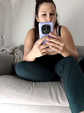 Snapshot of minette-sexy chatting on 02-23-25, 09:05 minette-sexy online show from 02-23-25, 09:05