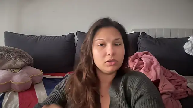 Snapshot of minette-sexy chatting on 10-28-25, 10:19 minette-sexy online show from 10-28-25, 10:19