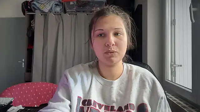 minette-sexy online show from 11-25-25, 11:32