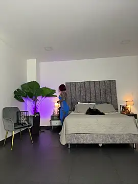 milaivanova online show from 10-20-25, 12:05