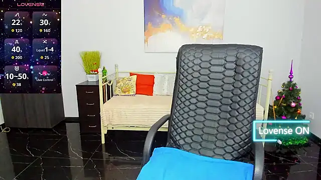 Snapshot of Julia_Dean chatting on 01-09-26, 11:35 Julia Dean online show from 01-09-26, 11:35