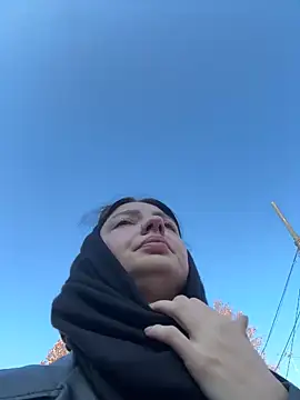 BabeRainbow online show from 12-31-24, 09:21