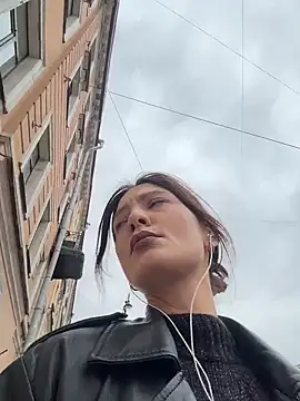 BabeRainbow online show from 09-18-25, 10:06