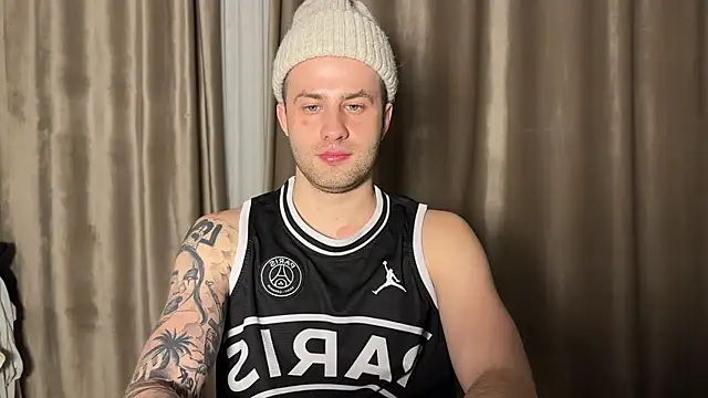 Snapshot of Dalyndilor chatting on 11-01-25, 10:34 Dalyndilor online show from 11-01-25, 10:34