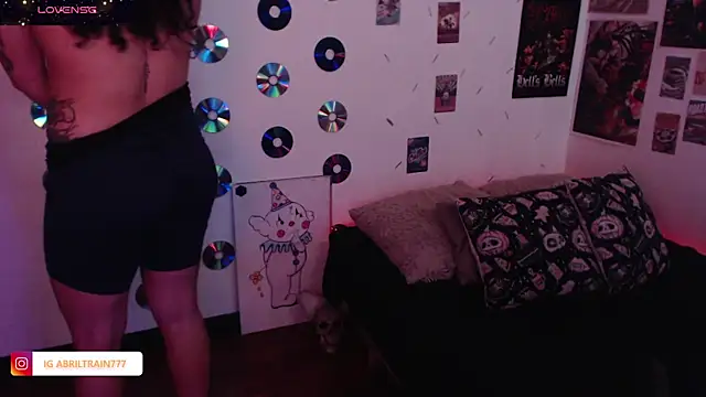 abril666 online show from 11-11-25, 04:18