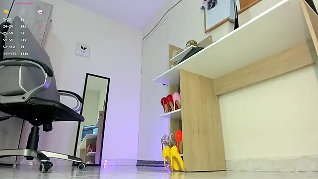 Snapshot of dakofeet chatting on 10-06-25, 07:55 dakofeet online show from 10-06-25, 07:55