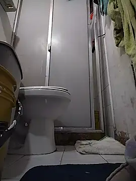 Danielitohot23cm online show from 11-14-25, 12:53